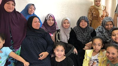 الأولى على الشهادة الإعدادية بالقليوبية: نفسي أكون دكتورة وأفرّح قلب أمي 