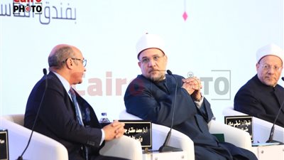 وزير الأوقاف: السلام لا يُصنع من جانب واحد.. ويجب تعليم النشء مخاطر التطرف