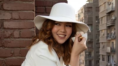 بعدما عقرها كلب في منطقة حساسة.. رحمة حسن: خايفة ألعب مع القطة بتاعتي 