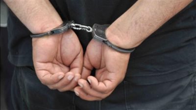 فضحية مطعم شهير.. القبض على عامل ومديره بسبب تصوير السيدات بالحمام في الساحل الشمالي | بث مباشر