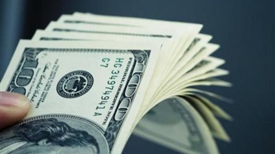 خسر 1.37%.. الدولار يواصل الهبوط أمام العملات الأجنبية