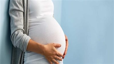 بريطانيا تنصح الحوامل المصابات بجدري القرود بالولادة القيصرية