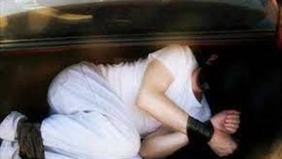 سيدة أعمال تدفع مليون جنيه لبودي جارد لعمل كمين شرطة مزيف وخطف سائق 