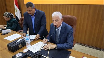 محافظ جنوب سيناء يصدق على 11 قرارا لحالات تصالح على البناء بأبو رديس