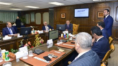 مصر للطيران تنظم ندوة للتوعية البيئية استعدادًا لقمة المناخ 