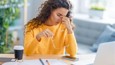 6 مشكلات صحية تشير إلى إصابات مرضية خطيرة.. منهم النزيف المزمن وفقدان الذاكرة اللحظي