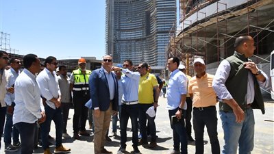 وزير الإسكان: جار الانتهاء من أعمال تطوير وتوسعة طريق الإسكندرية مطروح الساحلي