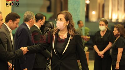 حضور كبير من الوزراء لتقديم واجب العزاء في عمرو نصار وزير الصناعة السابق | صور