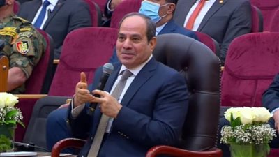 السيسي: القطاع الخاص عنده آليات أفضل مننا.. وإحنا بلدنا كبرت والتحدي كبر معاها | بث مباشر