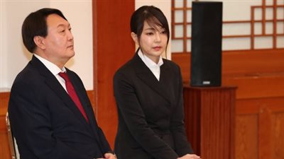 زوجة رئيس كوريا الجنوبية تدعو للتخلي عن تناول لحوم الكلاب: يترك مشاعر سلبية تجاهنا