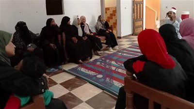 تنظيم 18 جلسة توعوية بقرى حياة كريمة في أسوان