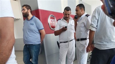 محضر إثبات حالة ضد وكيل فيات في مصر.. واستدعاء بعض الموظفين إلى قسم الشرطة