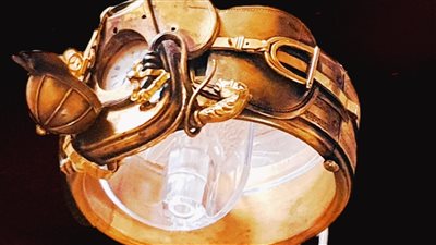 متحف المجوهرات الملكية يعرض أسورة من مقتنيات الأميرة سميحة حسين