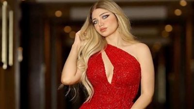 أول ظهور لـ ياسمين الخطيب مع زوجها رمضان حسني بعد عودتهما