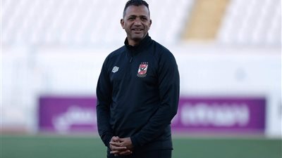 مصدر بالأهلي يكشف حقيقة إعلان المدرب الجديد اليوم.. وموقف سامي قمصان