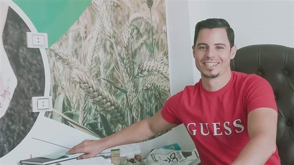 الشاب القتيل 