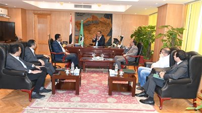 محافظ الفيوم: مستعدون لتذليل العقبات لوضع منظومة متكاملة للنظافة وتدوير المخلفات