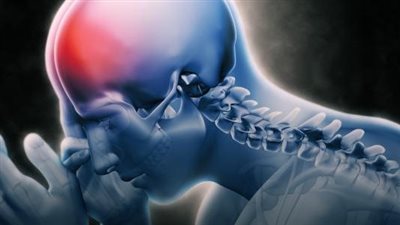 أسباب الصداع.. عوامل طبيعية وأخرى مرضية تسبب ألم الرأس من الأمام والخلف 