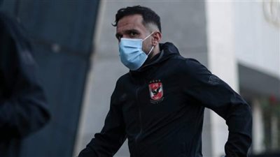 الأهلي يعلن موعد وصول معلول وديانج للانتظام في التدريبات