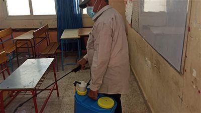 تعقيم اللجان.. مدارس القاهرة تستعد لامتحانات طلاب الثانوية العامة 2022 | صور