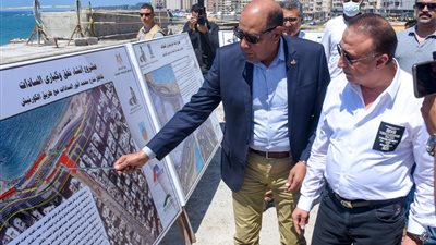 محافظ الإسكندرية: لن يتم المساس بكورنيش شارع 45.. وجار إعادة الطريق الأساسي