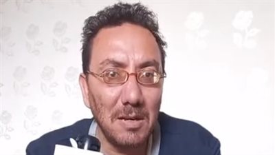 مراقب امتحانات يتعدى على طالب بالعريش.. ووالده: ضربه بالعصاية وسببله صدمة عصبية | بث مباشر