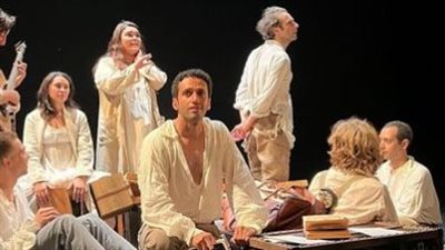 محمد حاتم يكشف عن جولة عرض مسرحية رحلة العمر بعد فرنسا