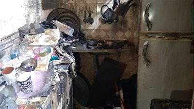 الدفع بـ 4 سيارات إطفاء لإخماد حريق في منزل بالعريش | صور