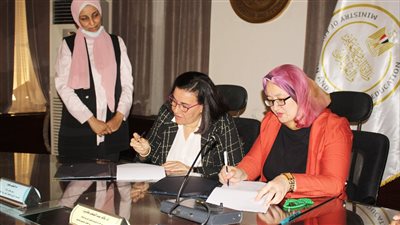 التعليم توقع بروتوكول تعاون للكشف على 50 ألف طالب وتوعية المدرسين بكيفية الاكتشاف المبكر لأمراض العيون 