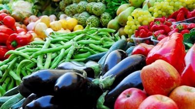 الطماطم بـ 3.5 جنيه والبانيه بـ 85.. استقرار أسعار الخضروات والدواجن بالأسواق | بث مباشر