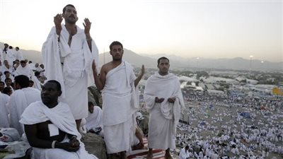 الصحة: 12 عيادة طبية و7 أطنان أدوية للحفاظ على سلامة الحجاج المصريين بالسعودية | بث مباشر