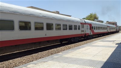 مصرع فتاة دهسًا أسفل عجلات قطار بسوهاج