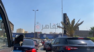 تكدسات أعلى كوبري أكتوبر والمحور.. تعرف على الحالة المرورية بالقاهرة والجيزة | صور