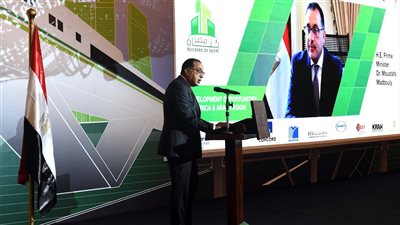 رئيس الوزراء: مصر لها سفراء فوق العادة ينفذون مشروعات عملاقة بالدول الإفريقية والعربية