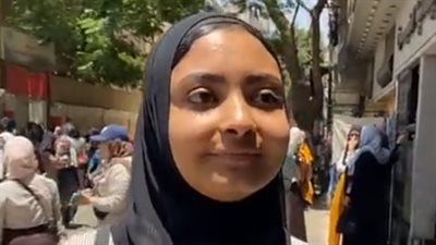 الأسئلة من المنهج.. فرحة طلاب الثانوية العامة بسهولة امتحان مادتي التربية الدينية والوطنية | بث مباشر