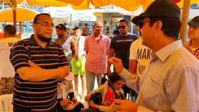 محافظ الإسكندرية يأمر بتوقيع أقصى عقوبة مالية على 7 شواطئ مخالفة │ صور