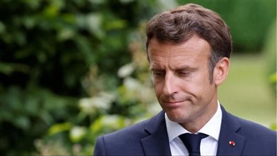 مستقبل فرنسا في خطر.. اليسار يتخلى عن ماكرون والرئيس يفشل في تشكيل حكومة ائتلافية
