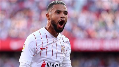 يوسف النصيري يقترب من الانتقال إلى وست هام مقابل 25 مليون إسترليني