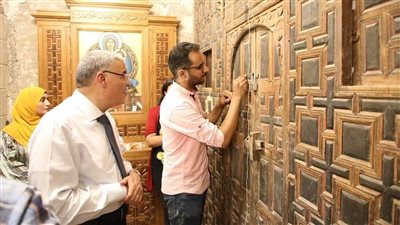 محافظ المنيا يتفقد أعمال التطوير الشامل لمسار العائلة المقدسة ومنفذ بيع السلع بأسعار مخفضة بسمالوط