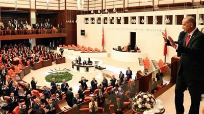 البرلمان التركي يوافق على طلب أردوغان بتمديد مهام قواته في ليبيا 18 شهرًا