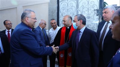رئيس الإنجيلية ومحافظ الإسماعيلية يشهدان رسامة قس لكنيسة الإسماعيلية