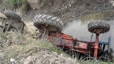 انقلاب جرار زراعي أمام نادي الصيد بالشرقية وإصابة قائده