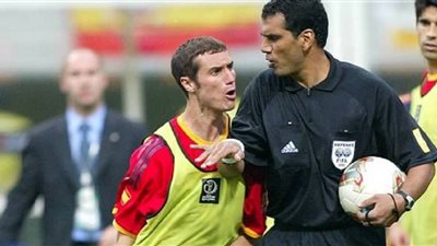 بعد مرور 20 عاما.. برنامج إسباني يسلط الضوء على فضيحة جمال الغندور في كأس العالم 2002