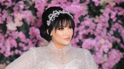 بعد إطلالة باربي.. بدرية طلبة تكشف حقيقة إجرائها عمليات تجميل 