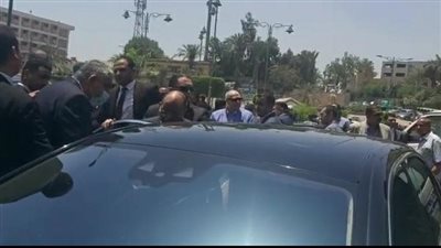 تشييع جثمان شقيقة وزير التنمية المحلية من مسجد السيدة نفيسة