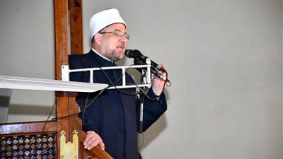 وزير الأوقاف خطيبًا للجمعة من مسجد الإمام الحسين بالقاهرة 