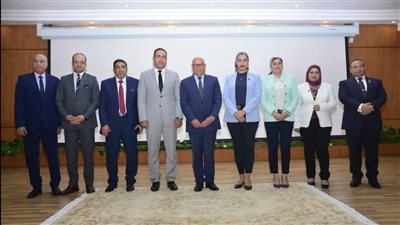 محافظ بورسعيد: الدولة تعمل على تحقيق التنمية المنشودة للمواطنين والارتقاء بسبل المعيشة