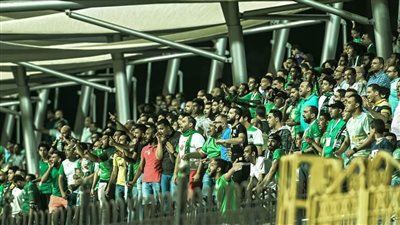 مصدر يكشف موعد زيادة عدد الجماهير في مباريات الدوري إلى 10 آلاف مشجع 