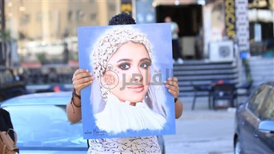 صورها في كل مكان.. وصول أقارب نيرة ضحية جامعة المنصورة إلى محكمة الجنايات استعدادًا لبدء الجلسة 