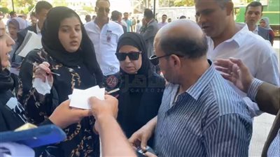 أول تعليق لوالد نيرة أشرف بعد تأييد إعدام محمد عادل: استفدت إيه لما قتلتها؟|فيديو